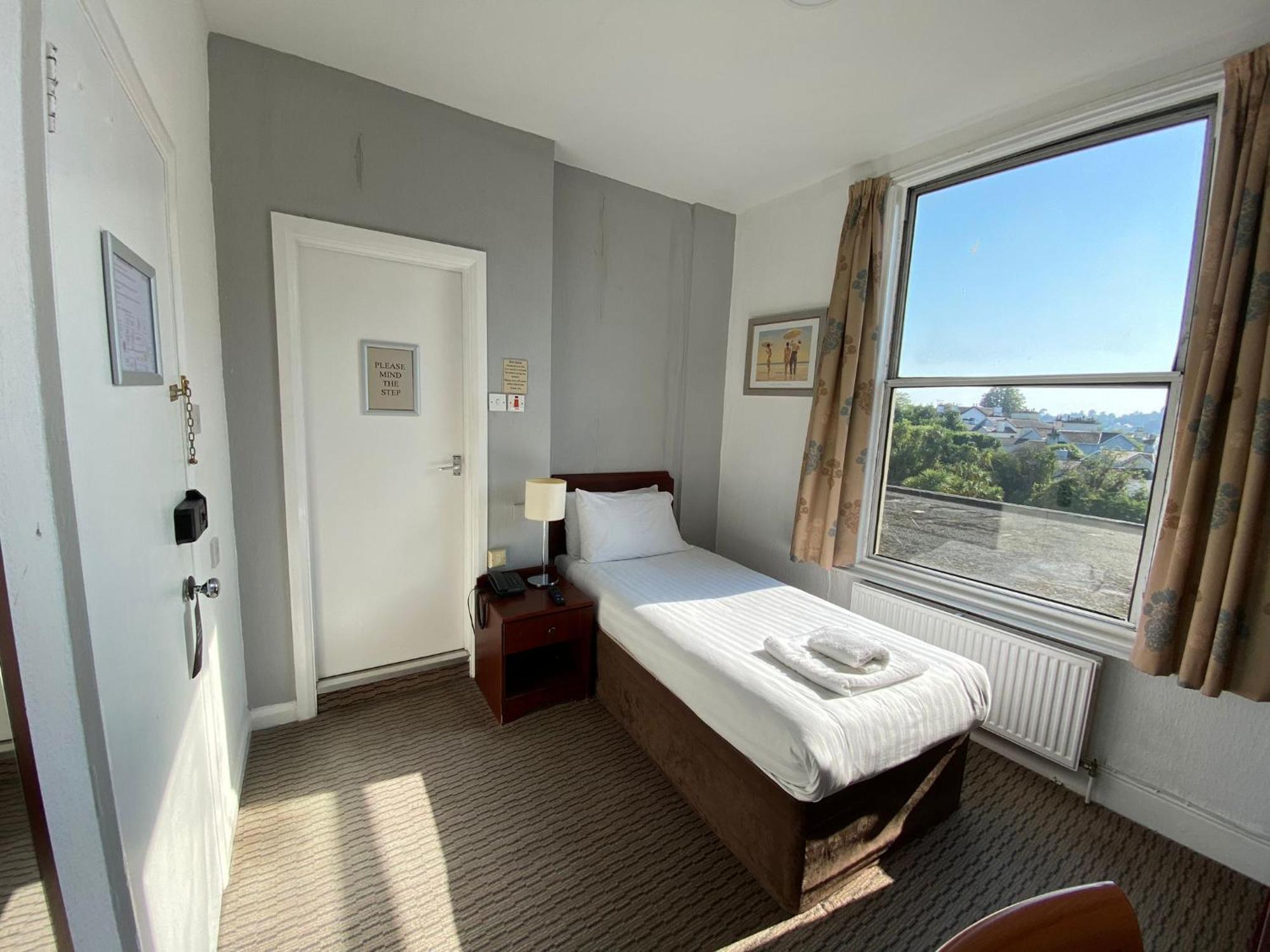 Tor Park Hotel Torquay Exterior photo